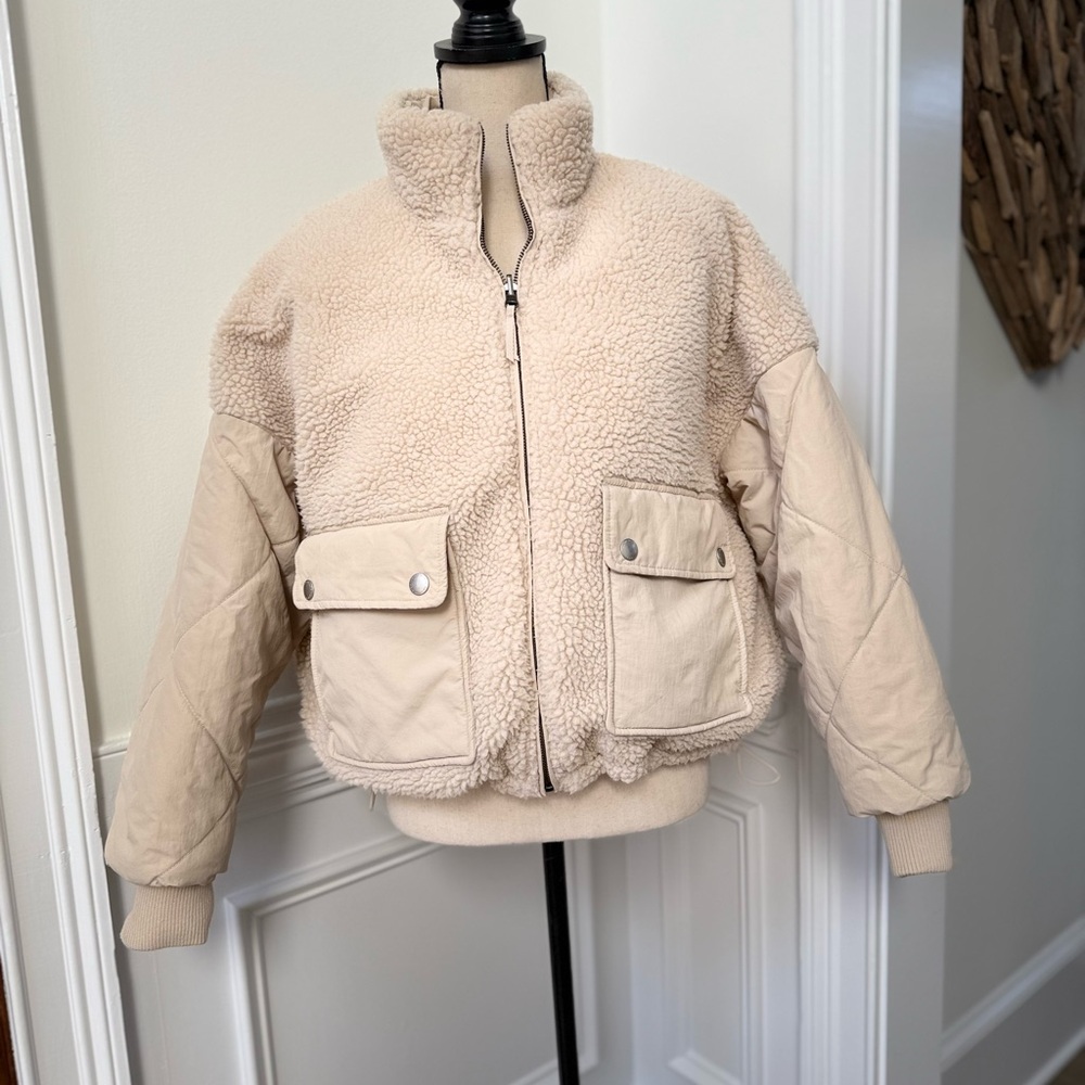 American Eagle Reversible Puffer Jacket - image 2